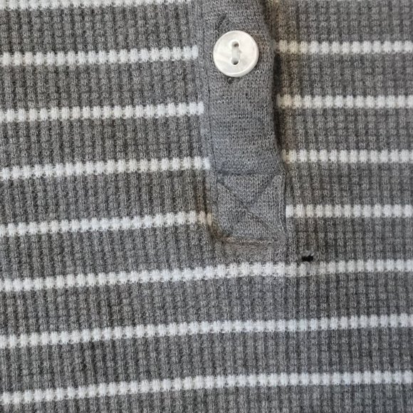 🌟 Thread and Supply Gray & White Striped Henley - Size Small - Picture 3 of 5